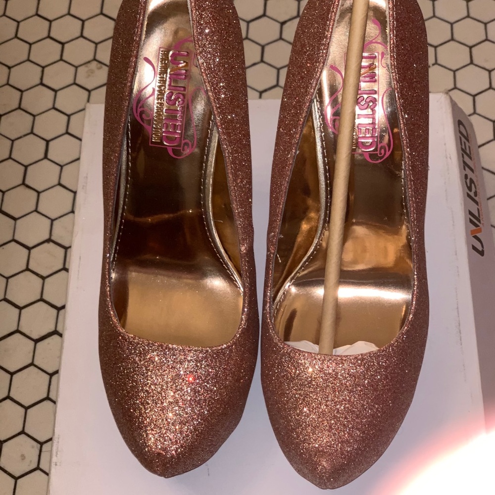 Pink Princess Heels!! - Picture 2 of 2